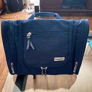New Baggallini Travel Bag Case OS